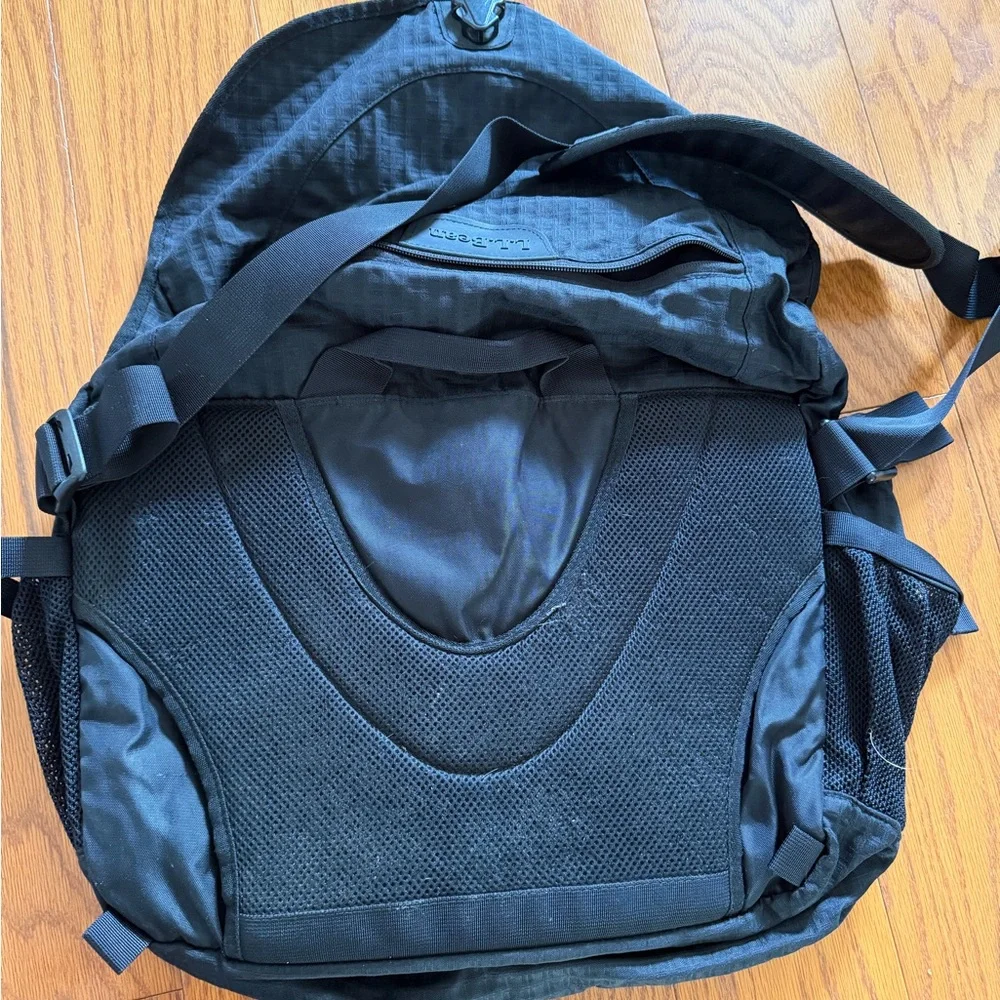 L.L. Bean Black Messenger Bag Tote